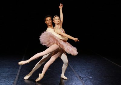 São Paulo Companhia de Dança faz espetáculo em Ilhabela