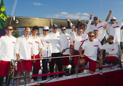 Vela oceânica: Barco do Yacht Club de Ilhabela viaja para Europa