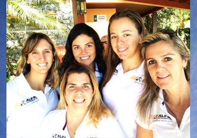 Equipe feminina de vela enfrenta fortes ventos