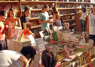 Feira Literária em Ilhabela