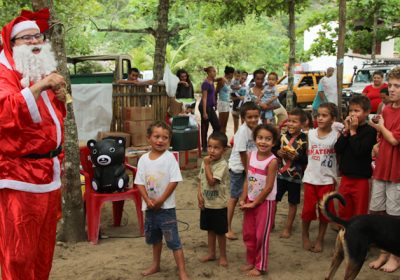 Natal antecipado para crianças de Castelhanos