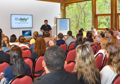 Ilhabela.com.br comemora 20 anos com novo portal