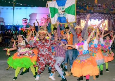 Carnaval 2025 em Dose Tripla: Ilhabela tem pré-carnaval na Praia Grande em janeiro