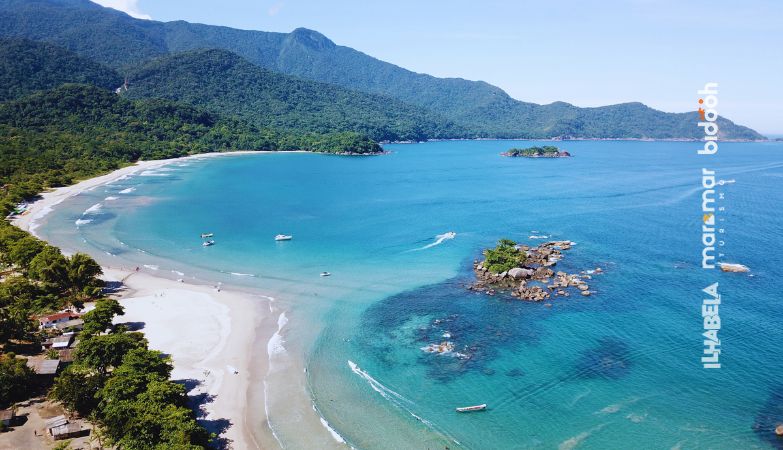 Praia de Castelhanos, vista aérea do Mirante do Coração (Maremar Turismo)