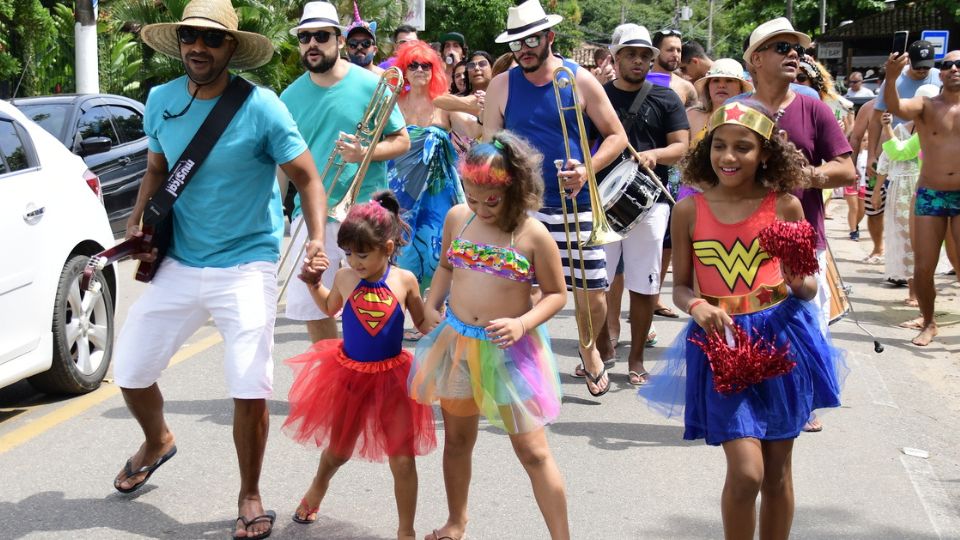 Carnaval em Ilhabela terá matinês para crianças em 3 dias do feriadão