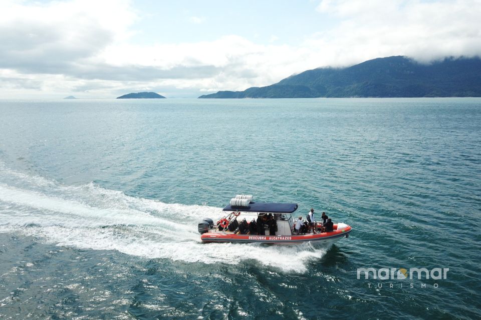 Passeios de barco em Ilhabela - Passeios com desconto de até 40% para o Verão com a Maremar Turismo