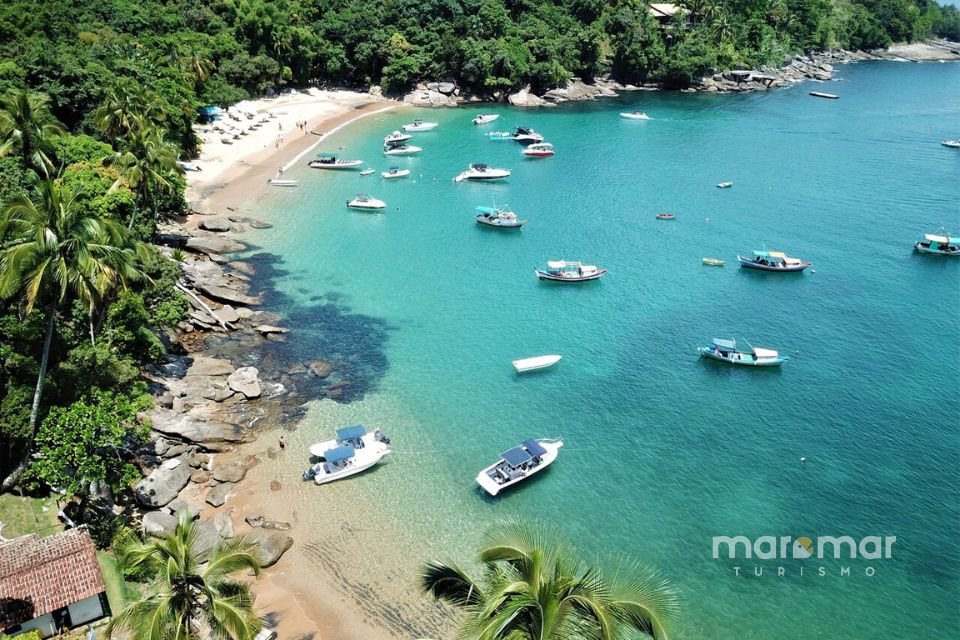 Praia da Fome em Ilhabela - Passeios com desconto de até 40% para o Verão com a Maremar Turismo